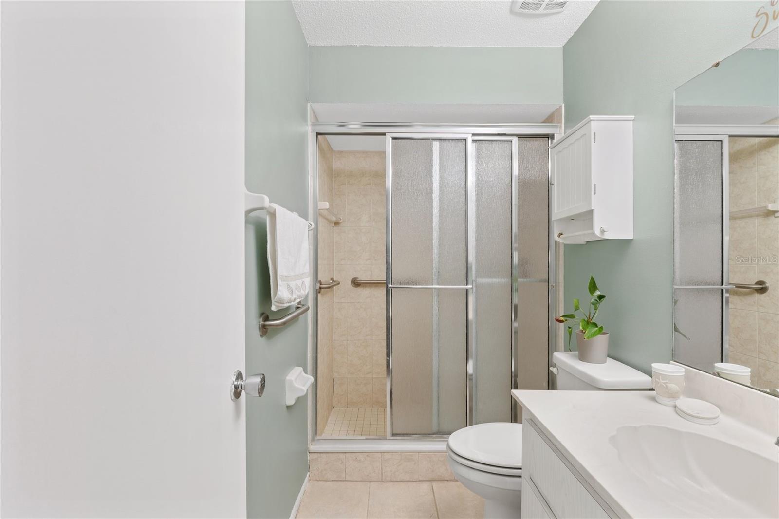 Image 13 of 17 For 21150 Gertrude Avenue O3