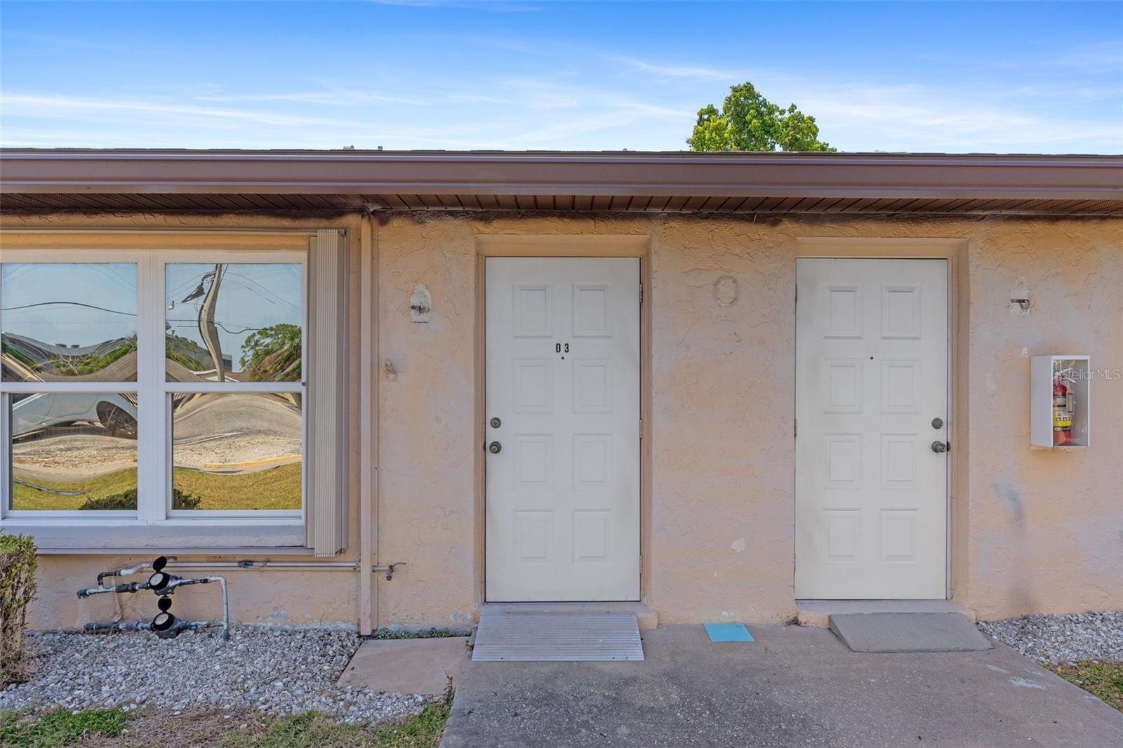 Image 3 of 17 For 21150 Gertrude Avenue O3