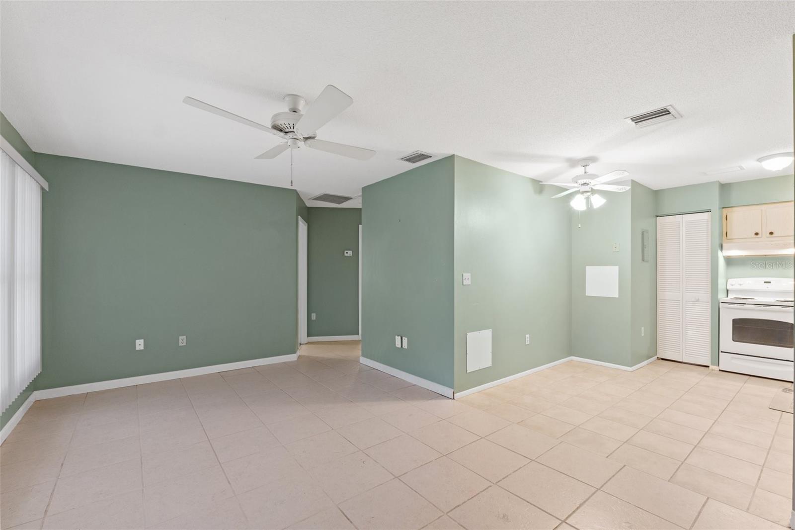 Image 5 of 17 For 21150 Gertrude Avenue O3