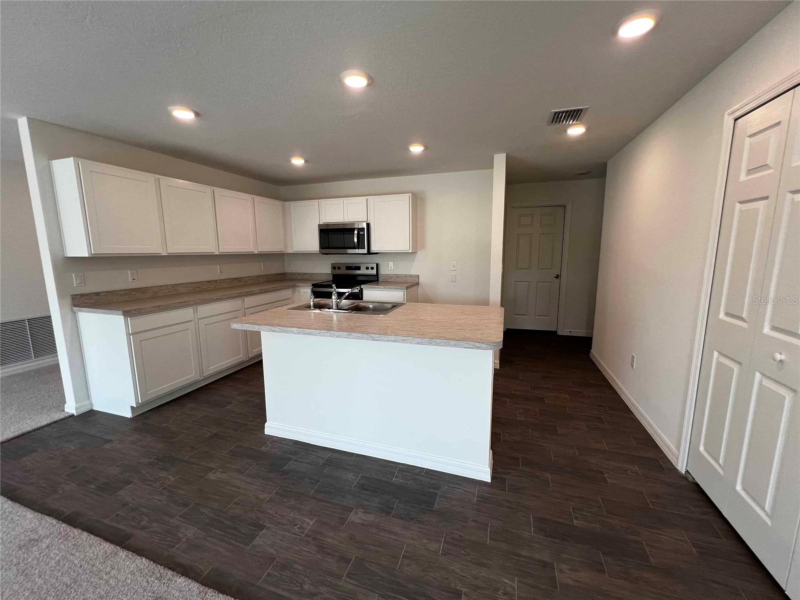 Image 3 of 15 For 20 Ramrock Lane