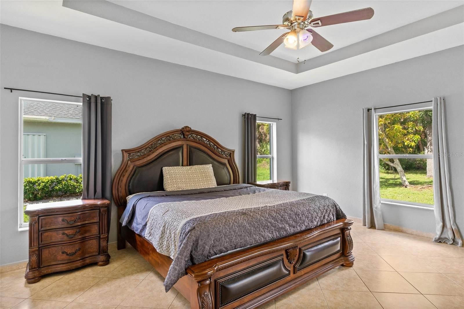 Image 14 of 39 For 1275 Huntington Street