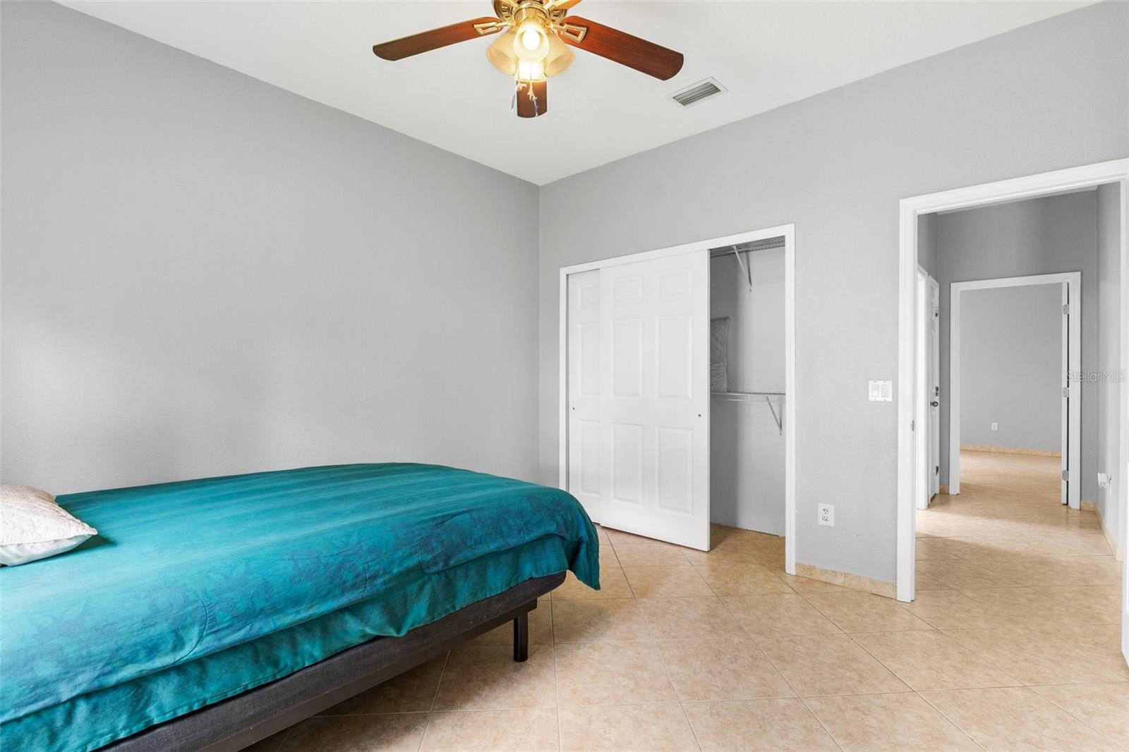 Image 25 of 39 For 1275 Huntington Street