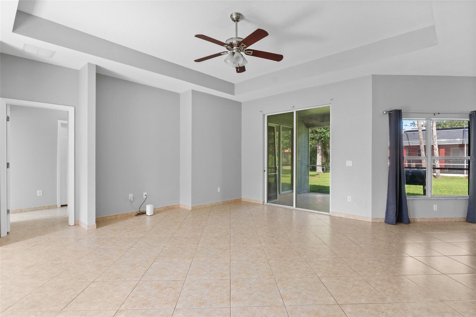 Image 6 of 39 For 1275 Huntington Street