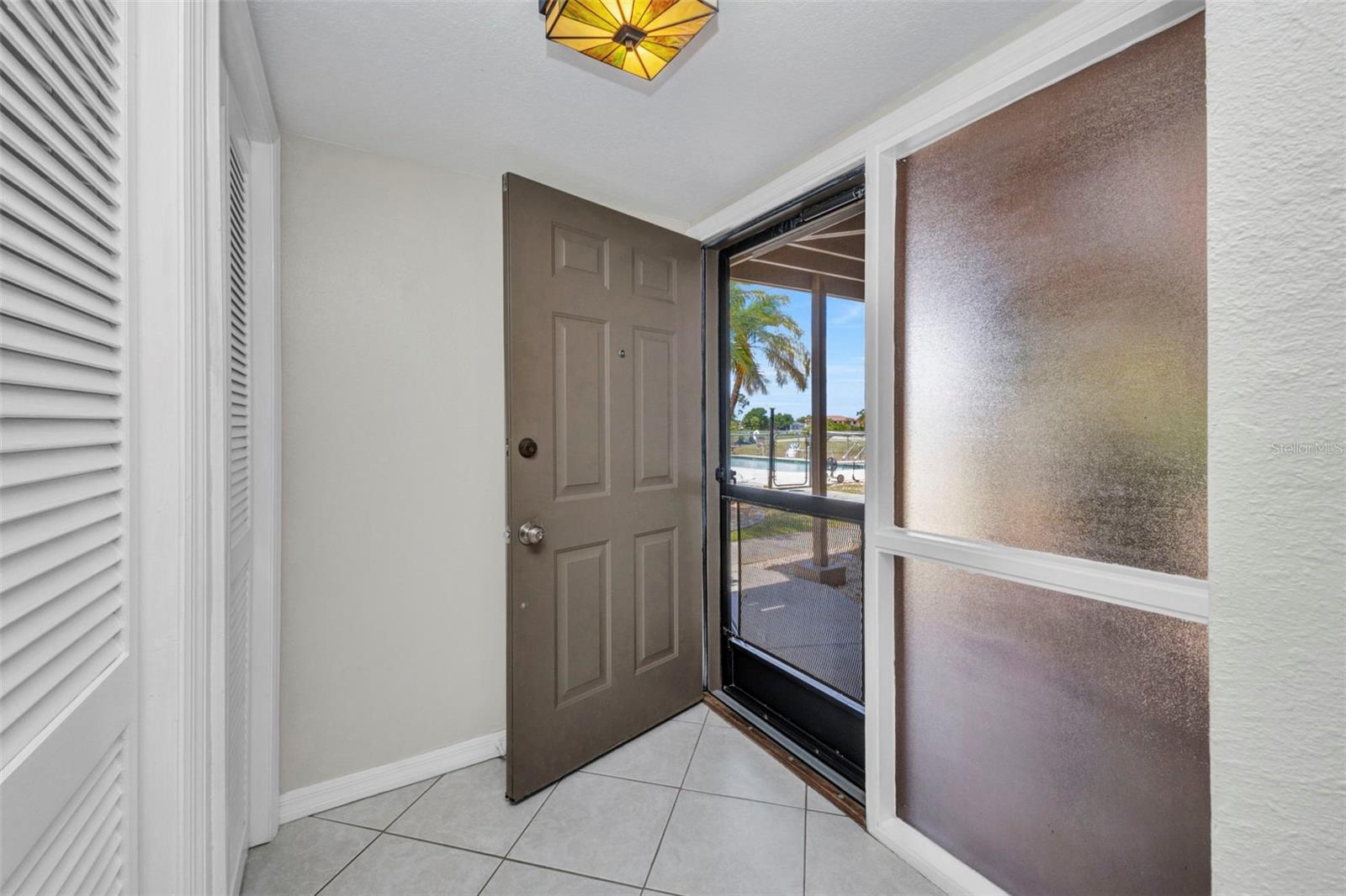 Image 4 of 68 For 26336 Nadir Road 10