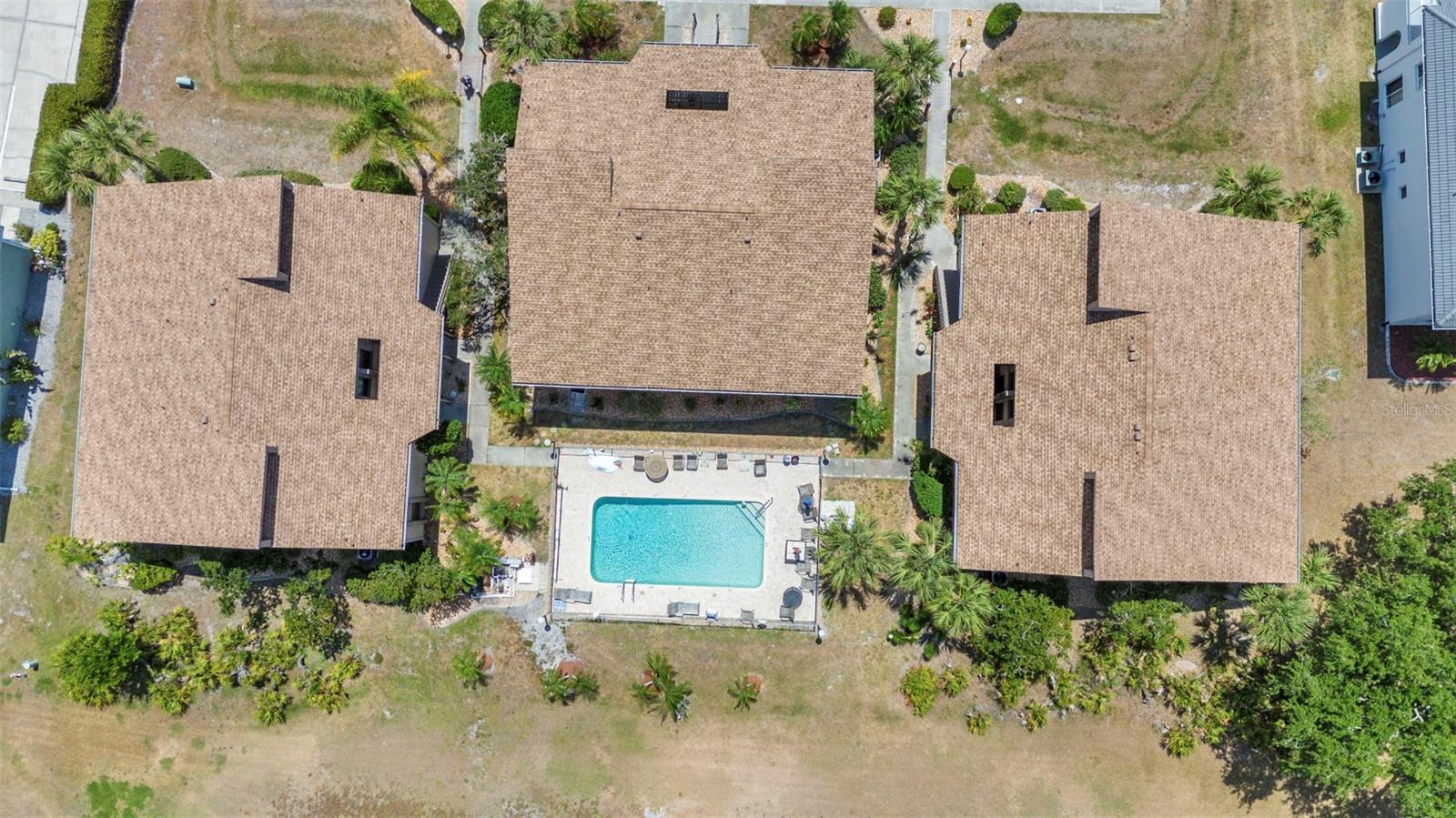 Image 56 of 68 For 26336 Nadir Road 10