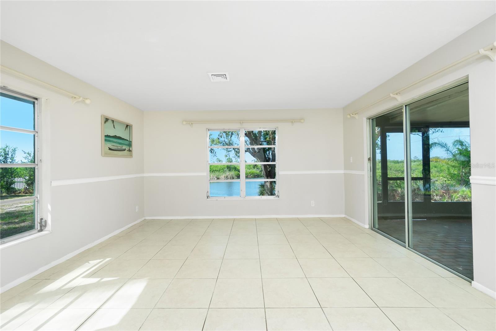 Image 10 of 54 For 31037 Prairie Creek Drive