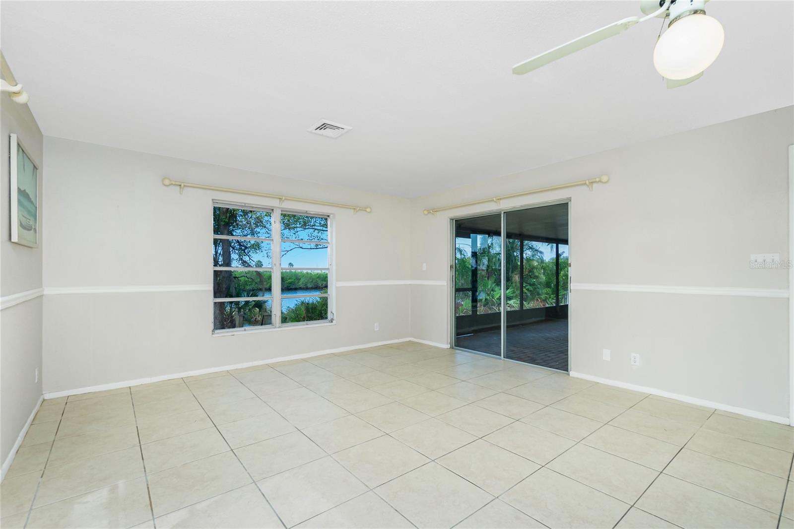 Image 12 of 54 For 31037 Prairie Creek Drive