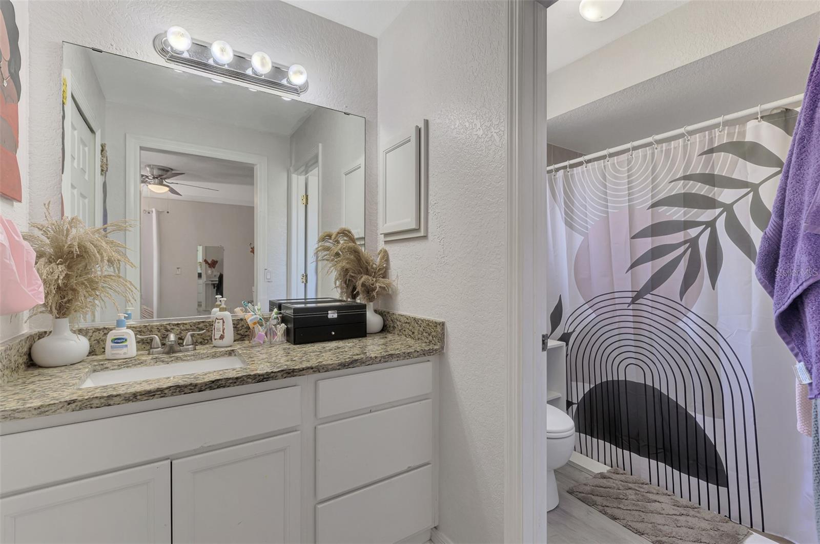 Image 28 of 52 For 4129 Palisades Avenue