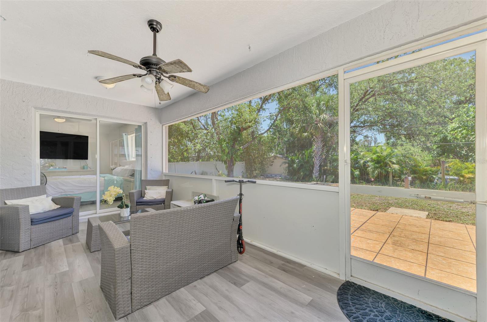 Image 35 of 52 For 4129 Palisades Avenue