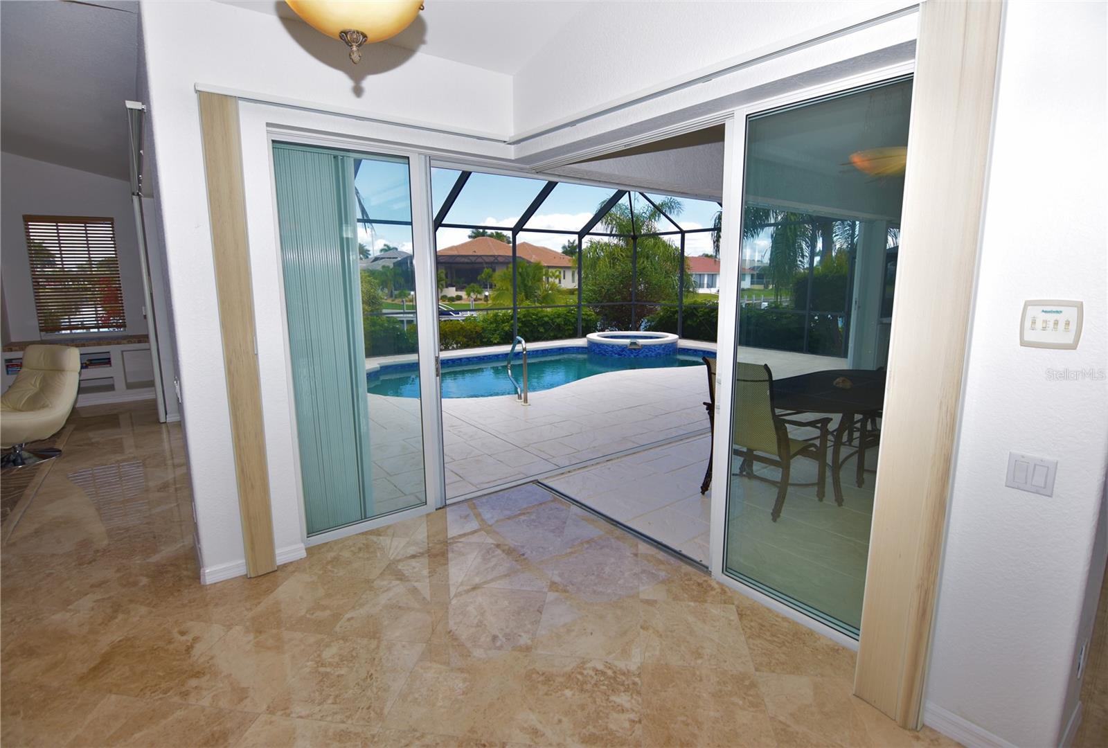 Image 21 of 64 For 3787 Whippoorwill Court