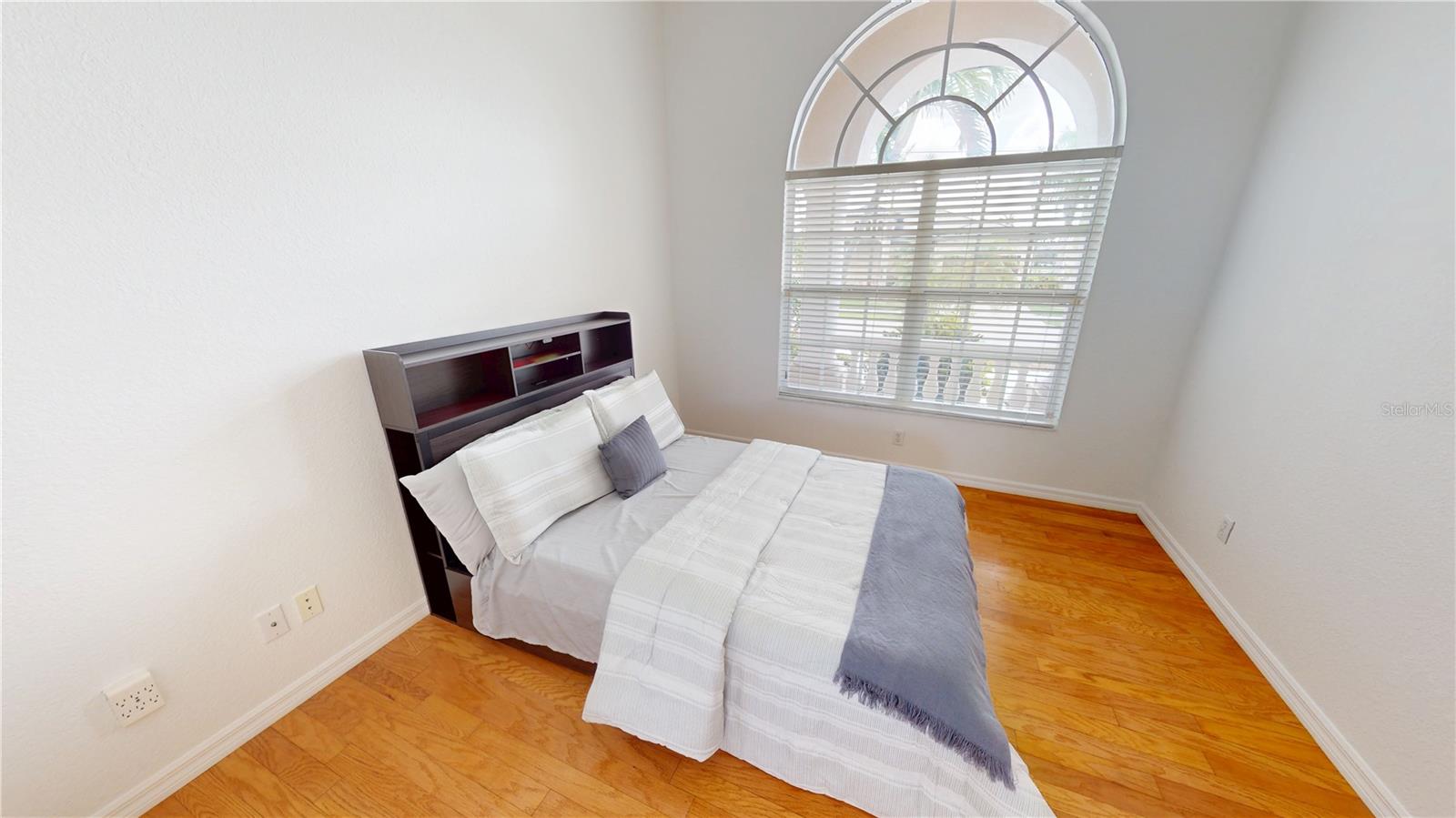 Image 22 of 64 For 3787 Whippoorwill Court