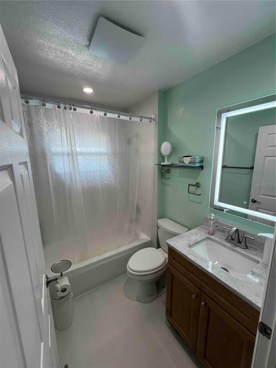 Image 12 of 44 For 1118 17th Street