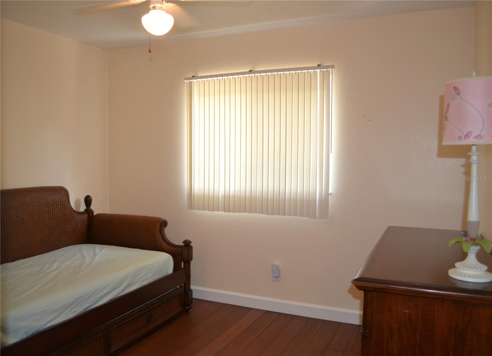 Image 33 of 44 For 1118 17th Street