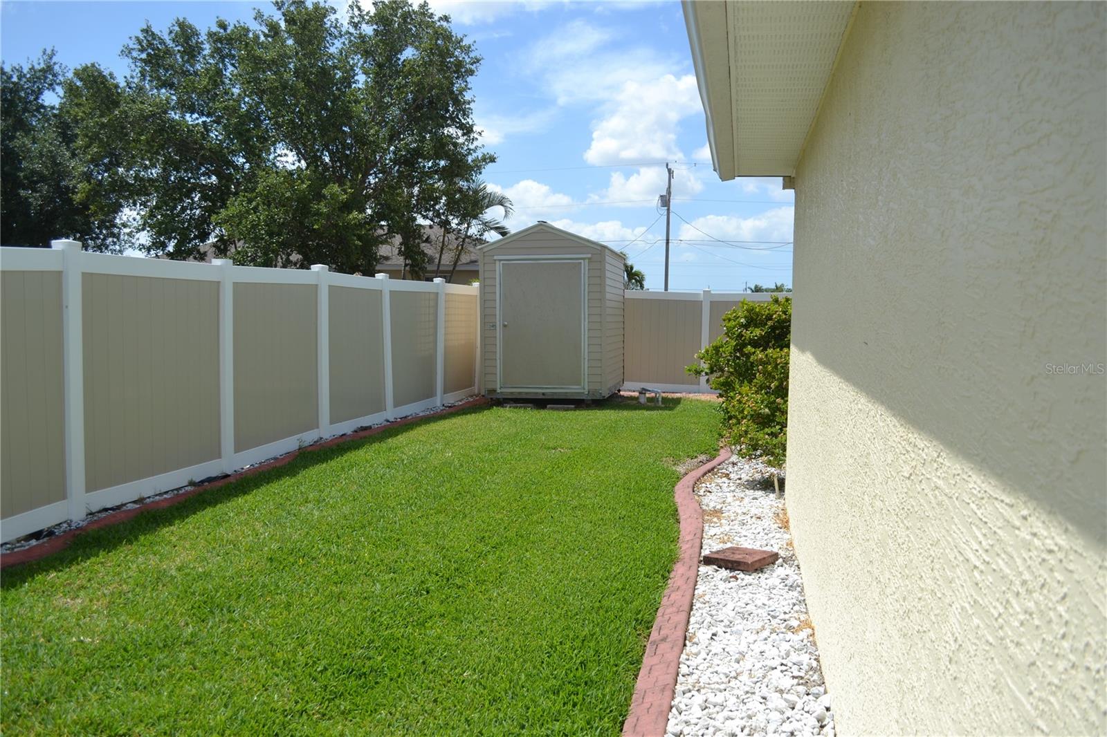 Image 41 of 44 For 1118 17th Street