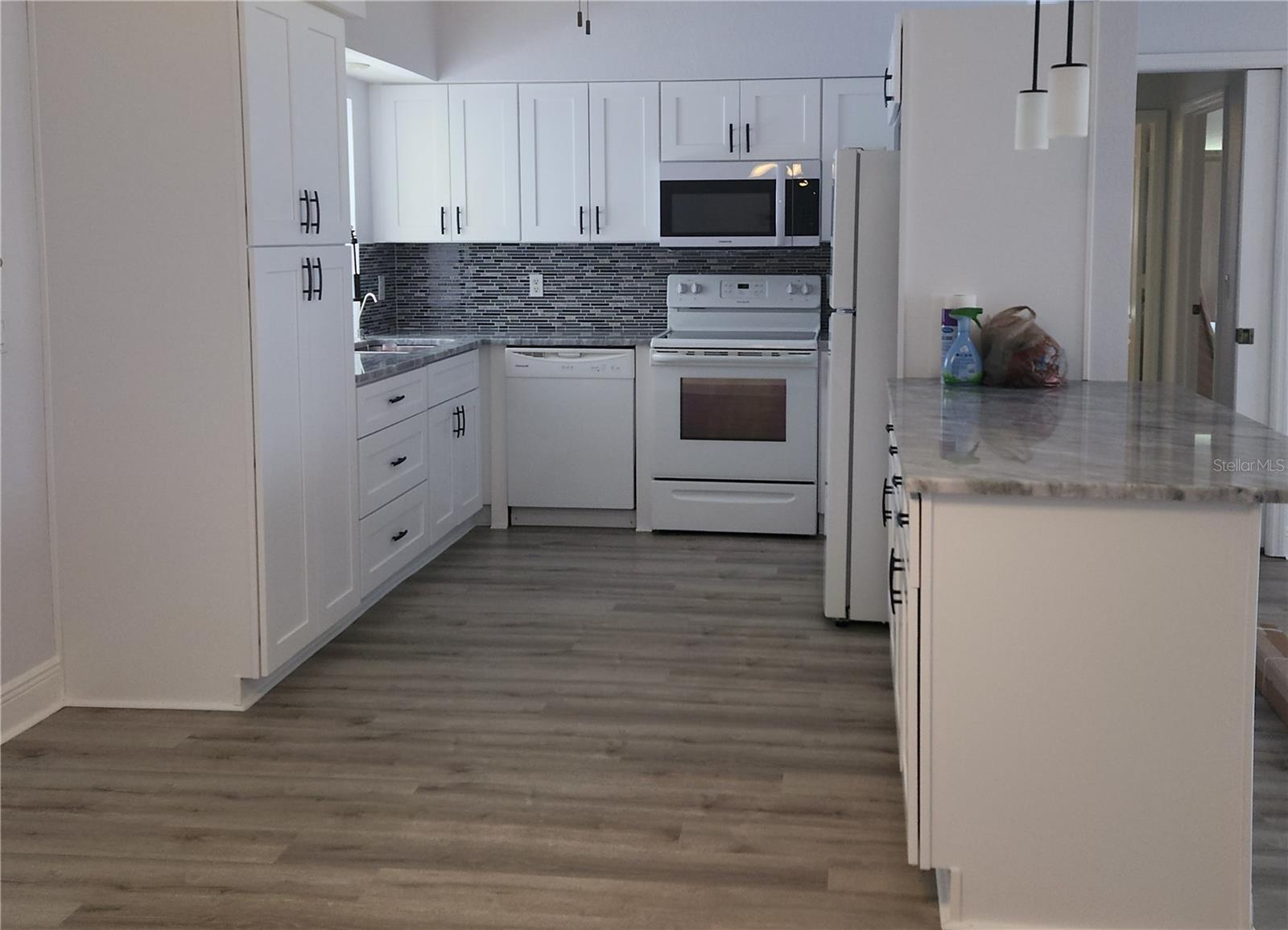 Image 3 of 22 For 26270 Explorer Road