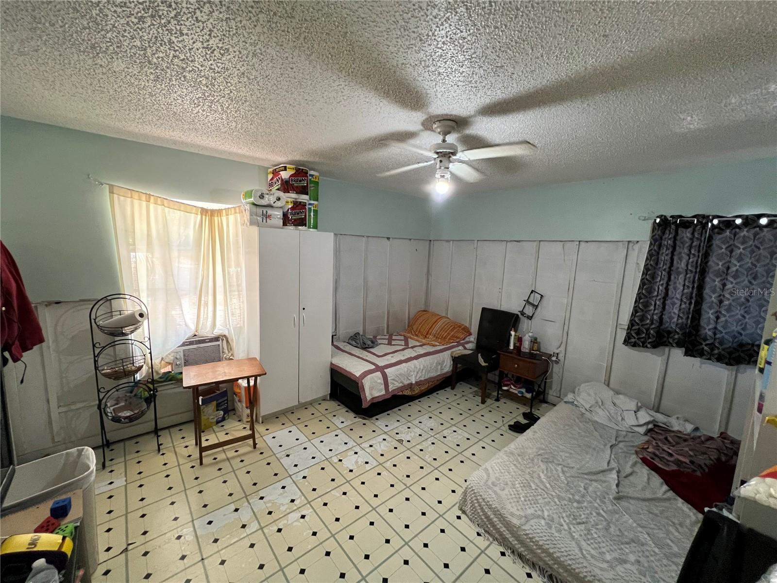 Image 12 of 21 For 1207 Hickory Street