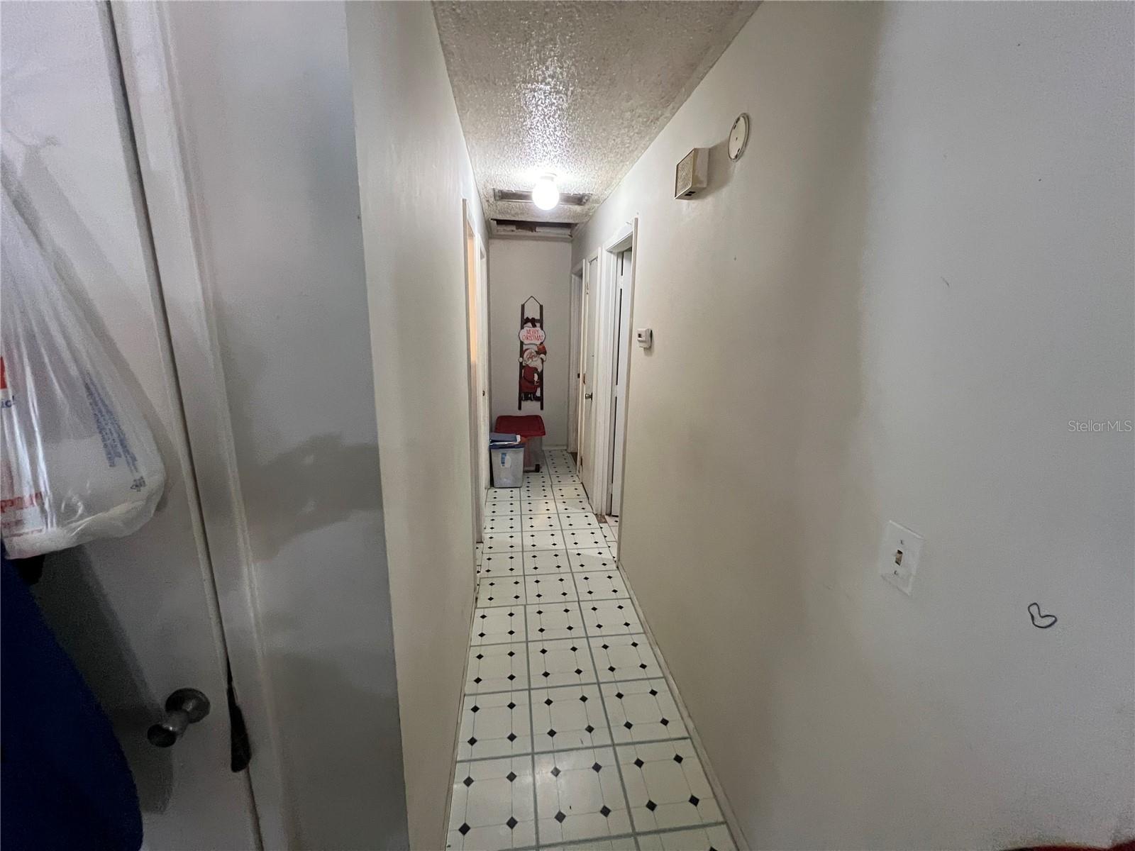 Image 9 of 21 For 1207 Hickory Street