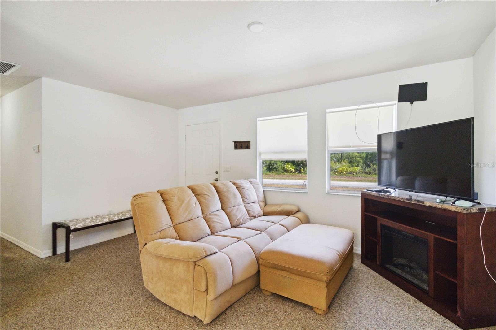 Image 8 of 23 For 105 Biscayne Drive
