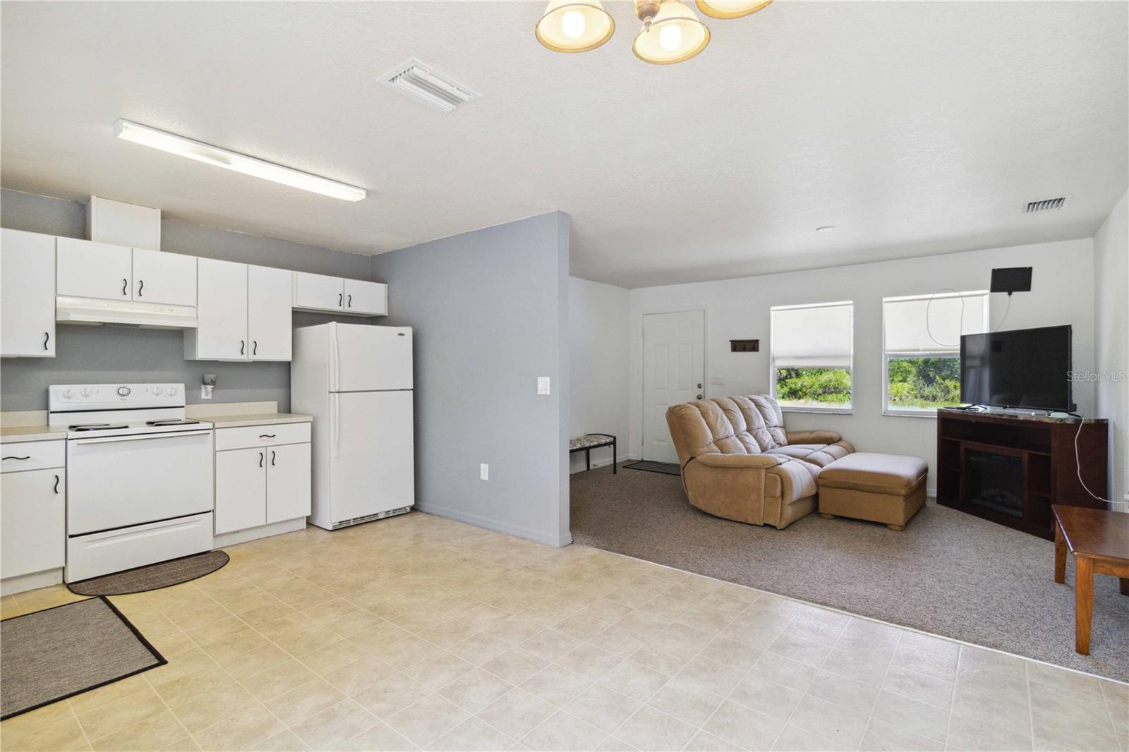 Image 9 of 23 For 105 Biscayne Drive
