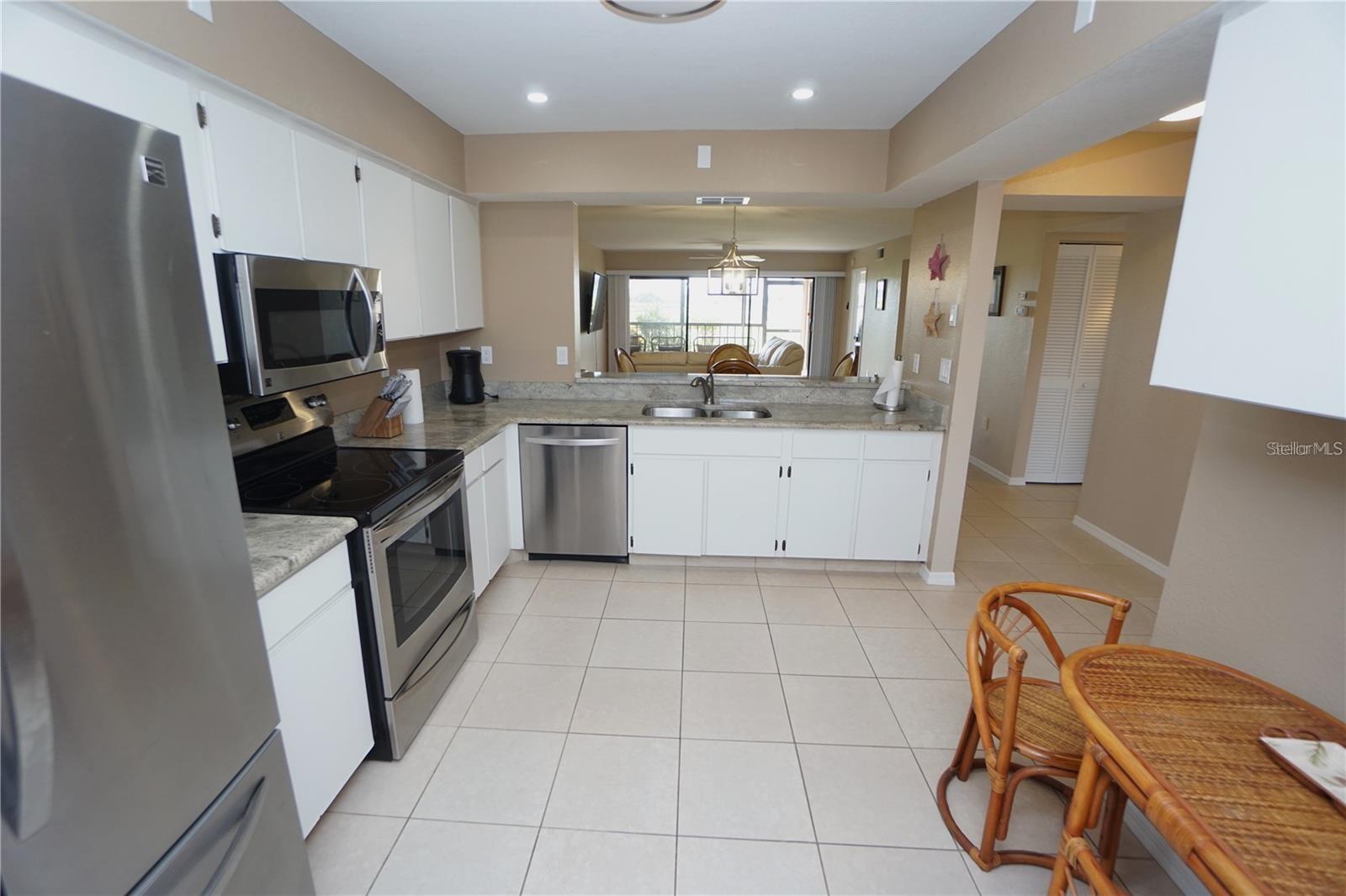 Image 6 of 32 For 3919 San Rocco Drive 33a