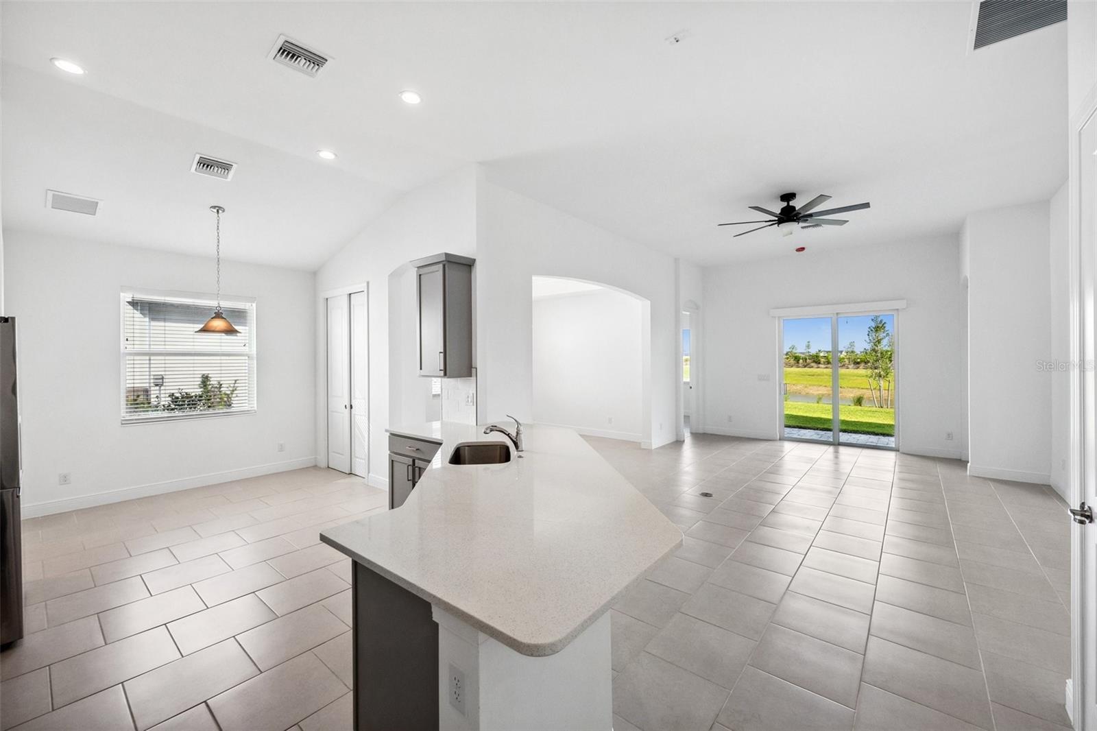 Image 12 of 48 For 16029 Mulrion Boulevard