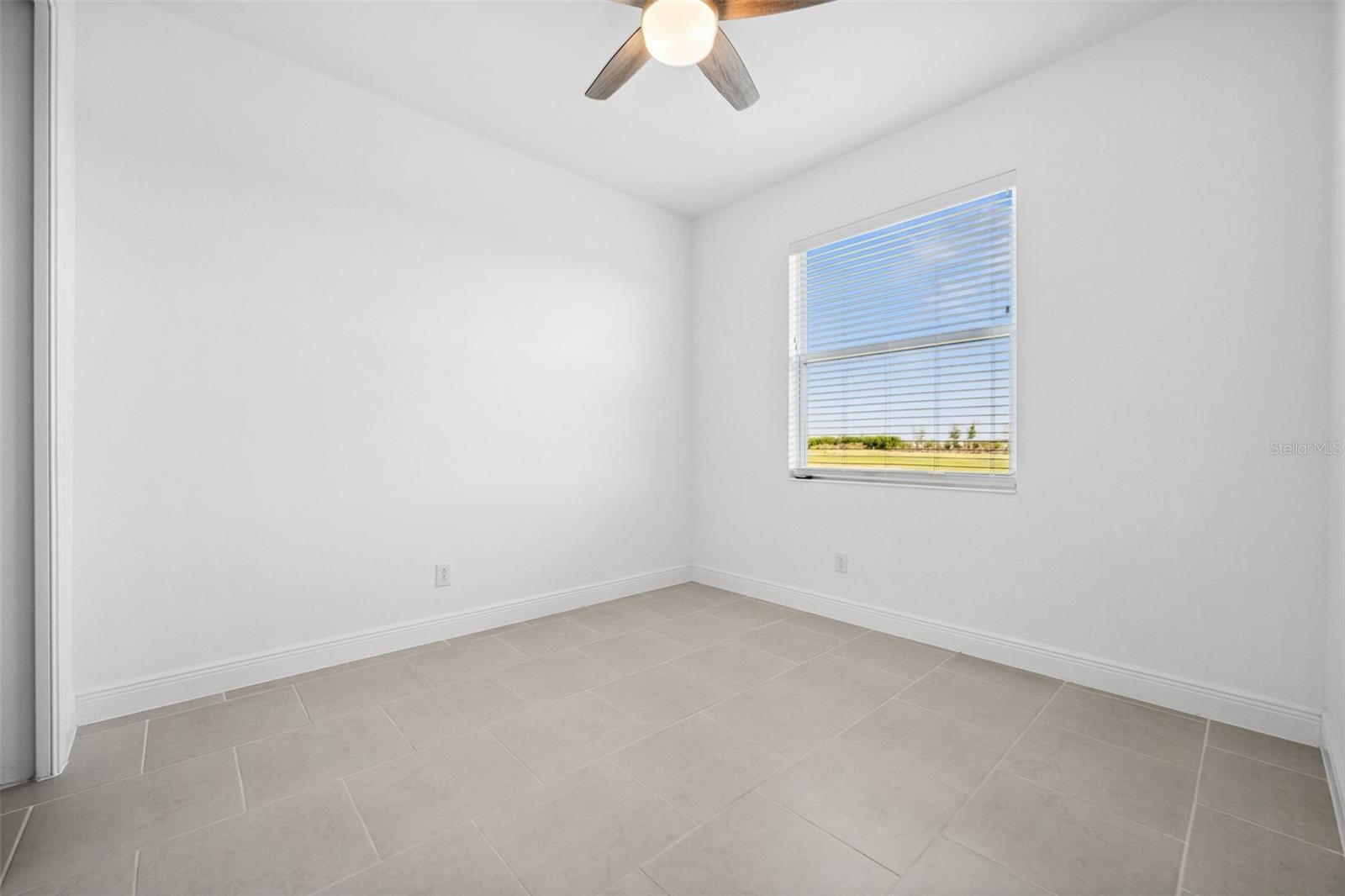 Image 26 of 48 For 16029 Mulrion Boulevard
