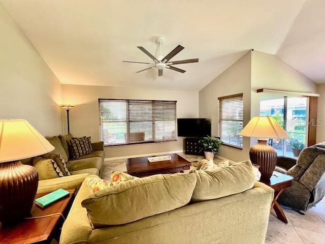 Image 4 of 49 For 1106 Islamorada Boulevard