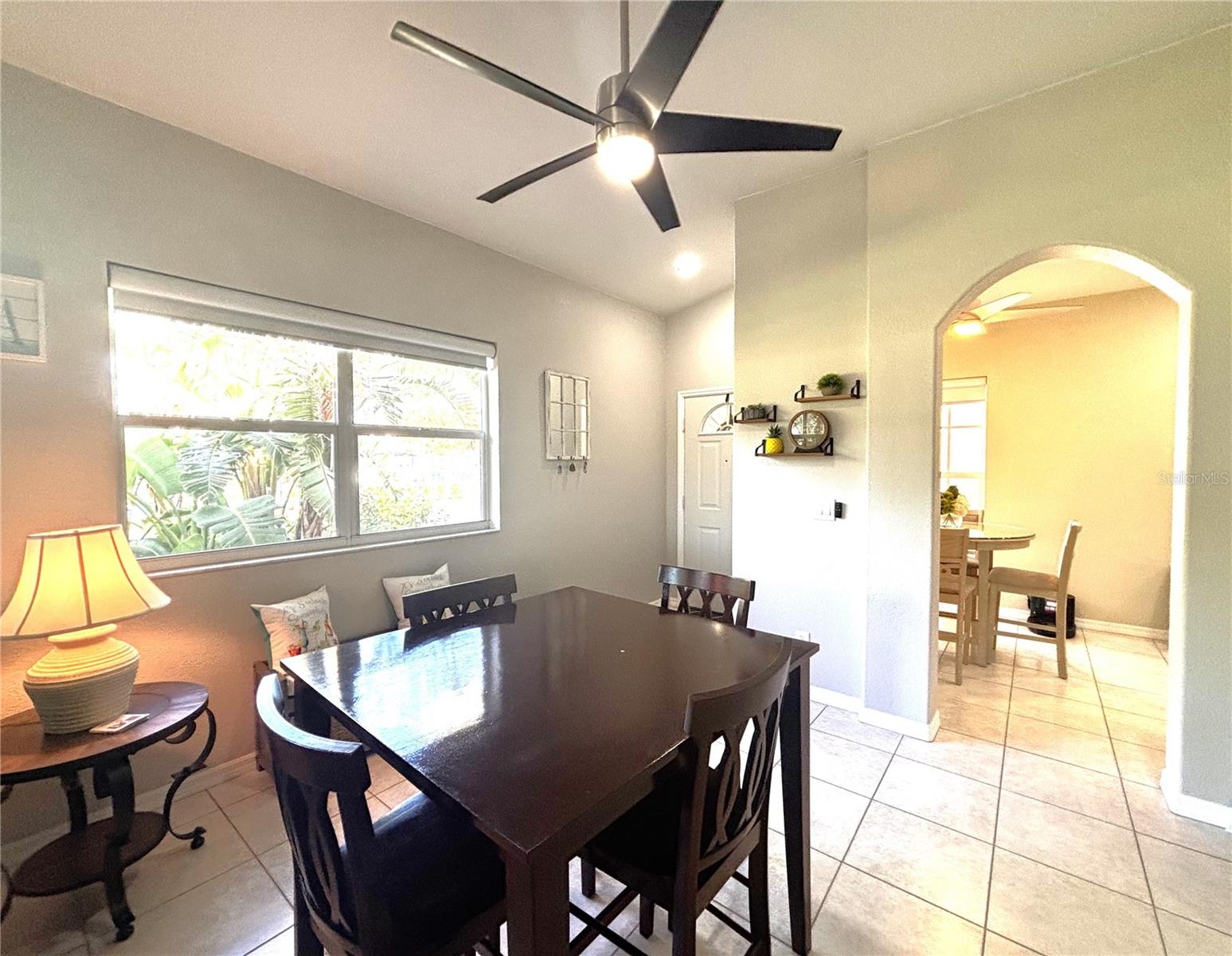 Image 9 of 21 For 1759 Fountain View Circle 1759
