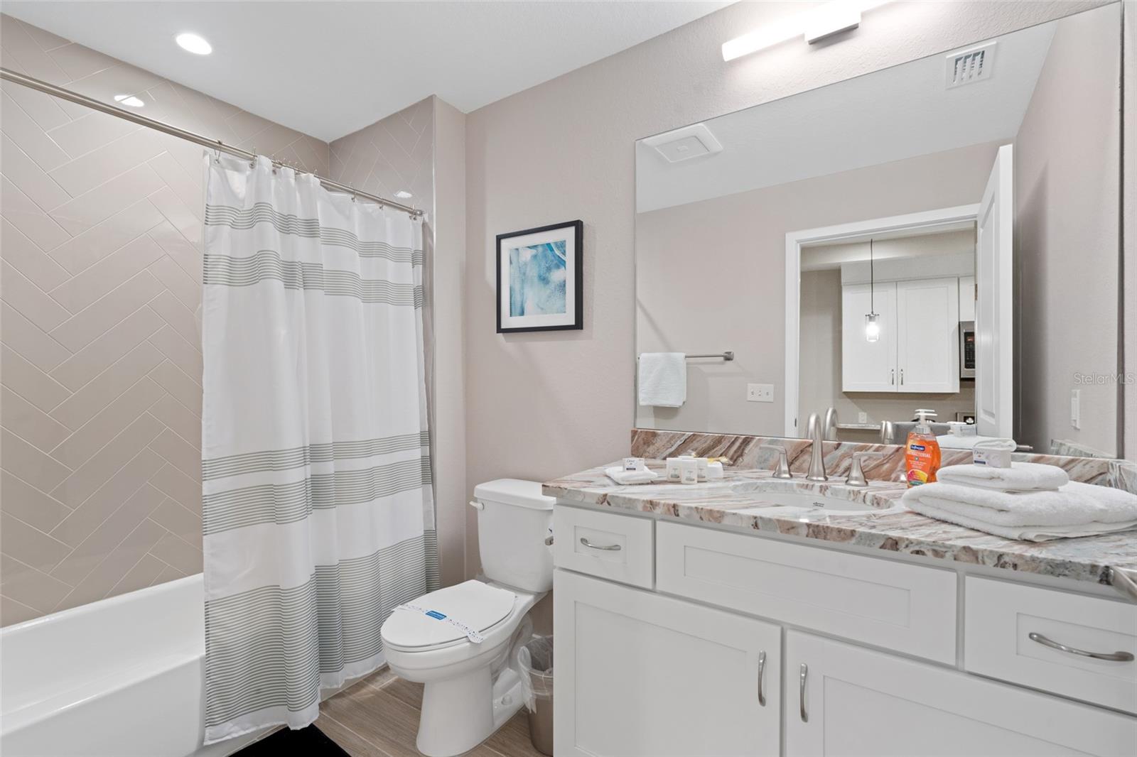 Image 21 of 38 For 5126 Coronado Parkway 2f