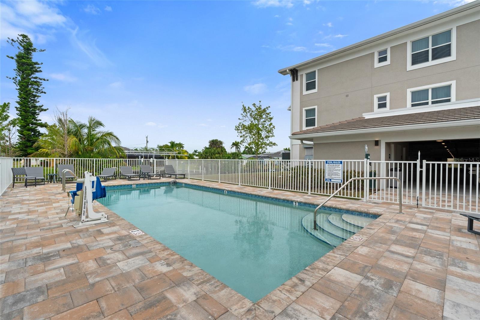 Image 30 of 38 For 5126 Coronado Parkway 2f