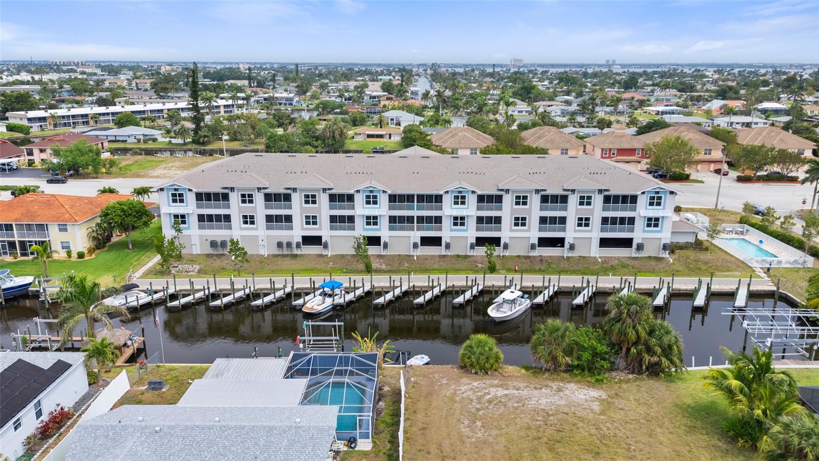 Image 36 of 38 For 5126 Coronado Parkway 2f