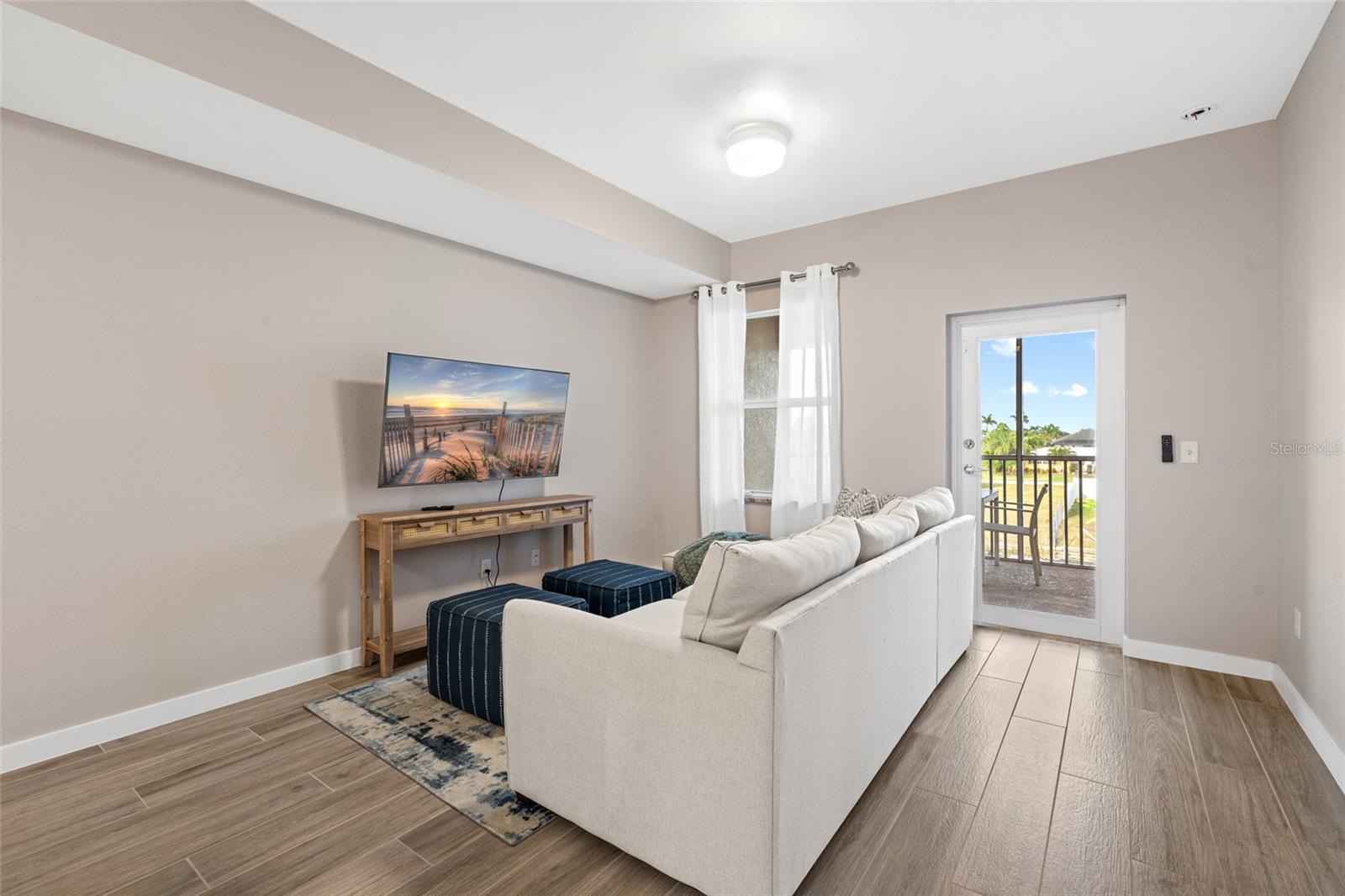 Image 5 of 38 For 5126 Coronado Parkway 2f