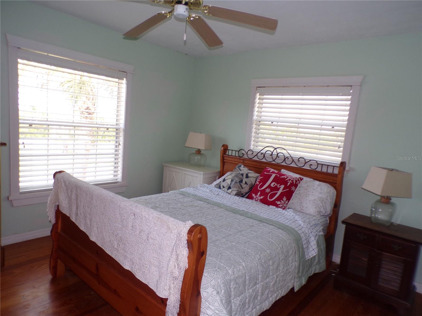 Image 13 of 23 For 24279 Yacht Club Boulevard