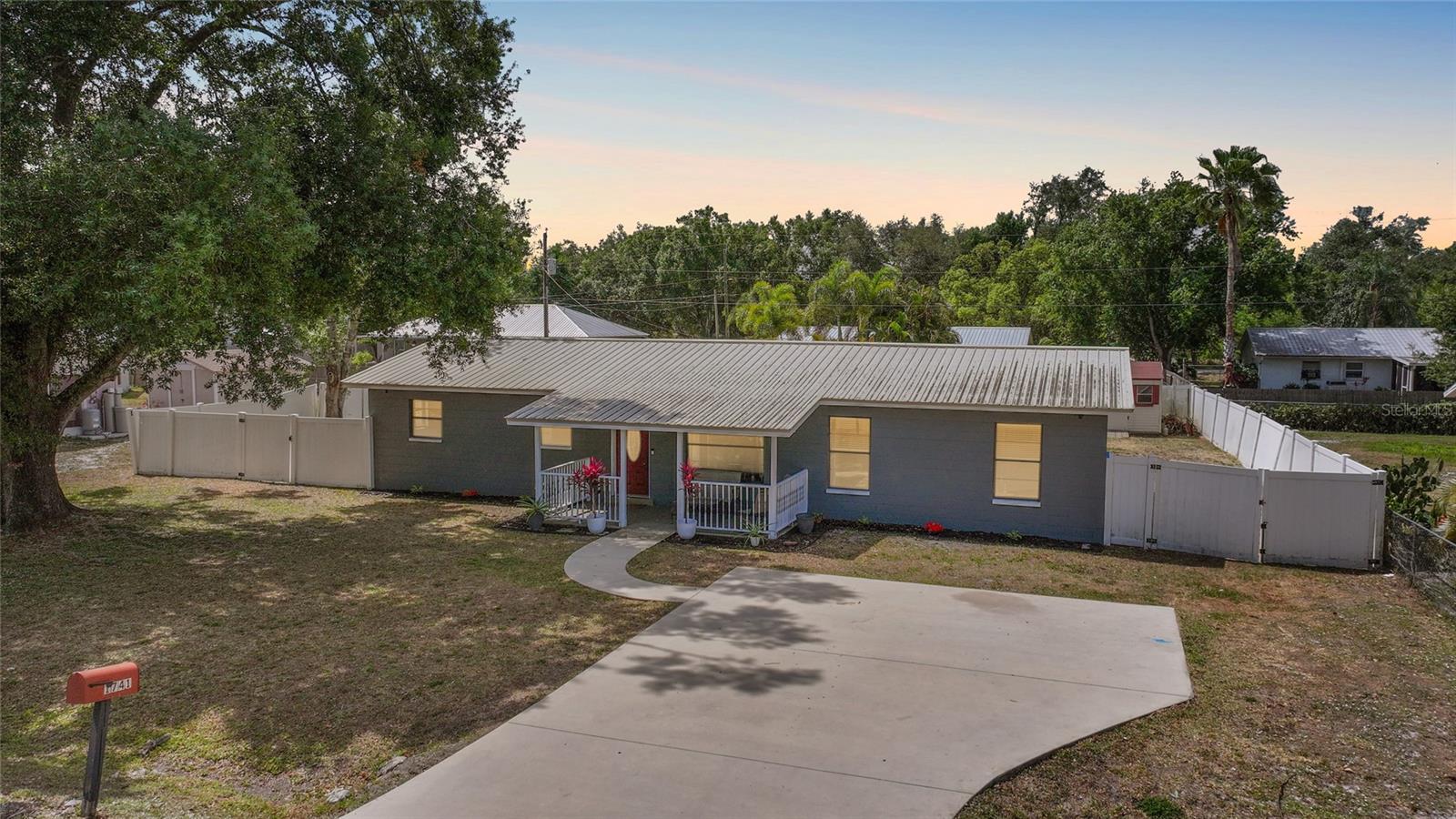 Image 38 of 49 For 1741 Trisha Drive