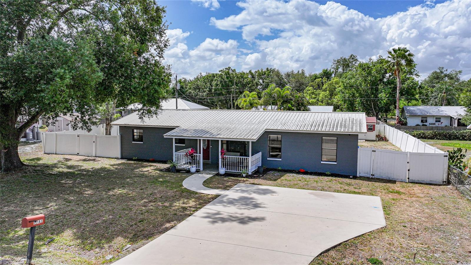 Image 39 of 49 For 1741 Trisha Drive