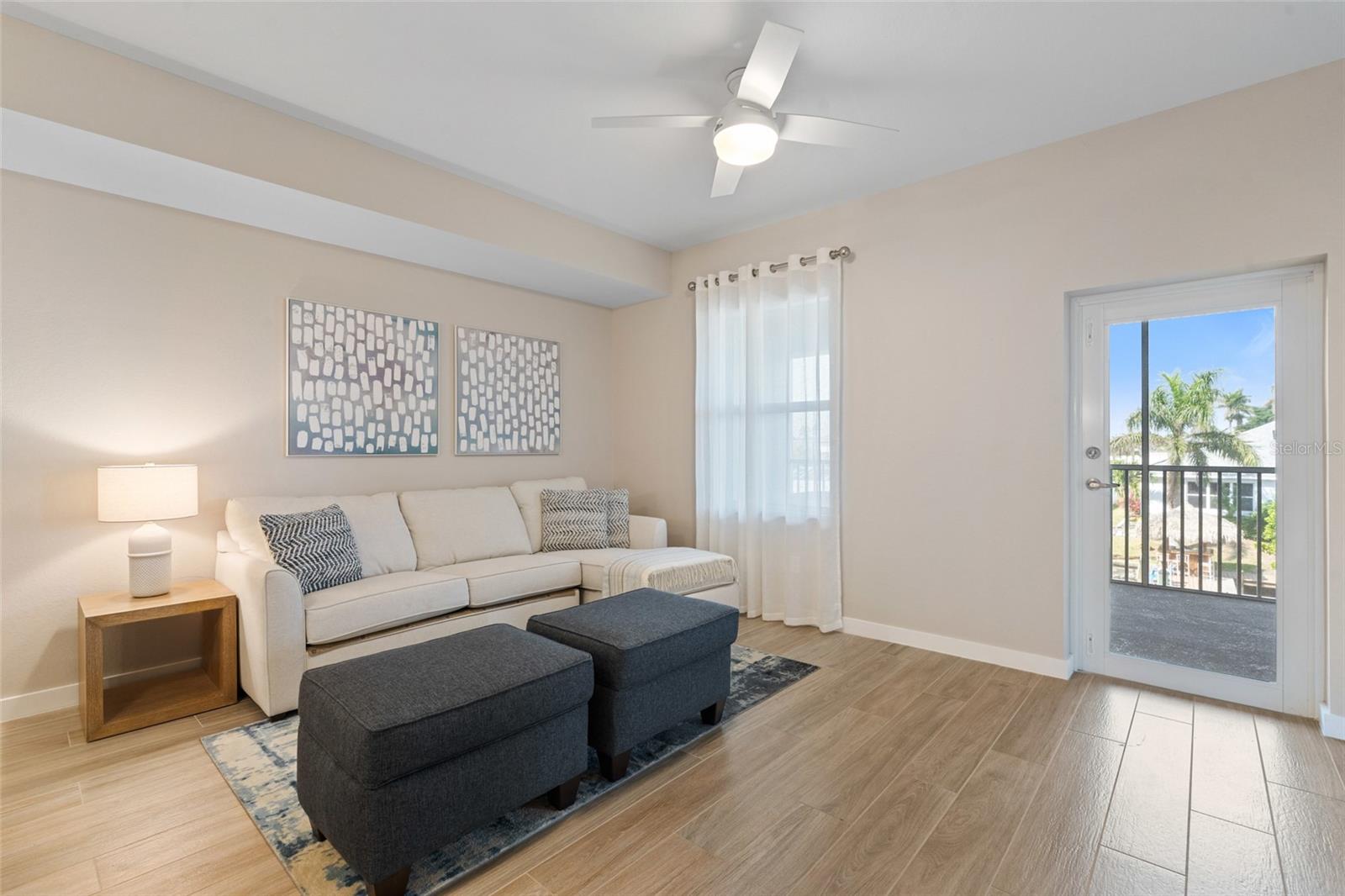 Image 7 of 33 For 5126 Coronado Parkway 2h