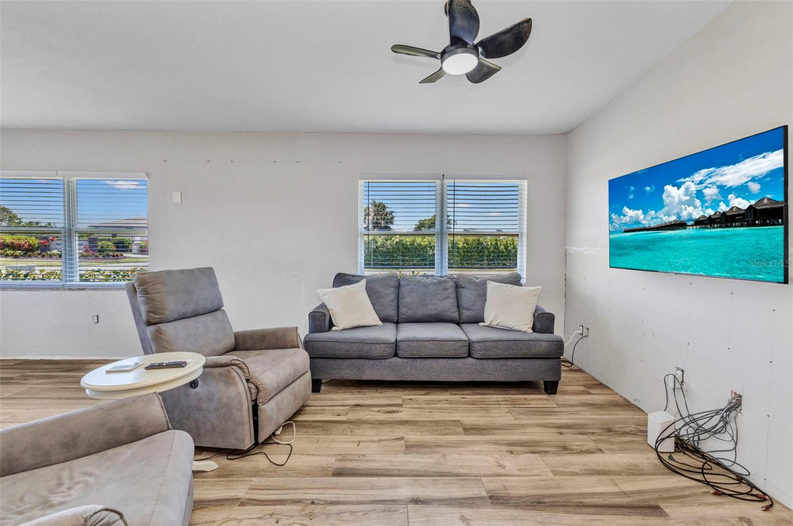 Image 10 of 50 For 3927 Vasco Street