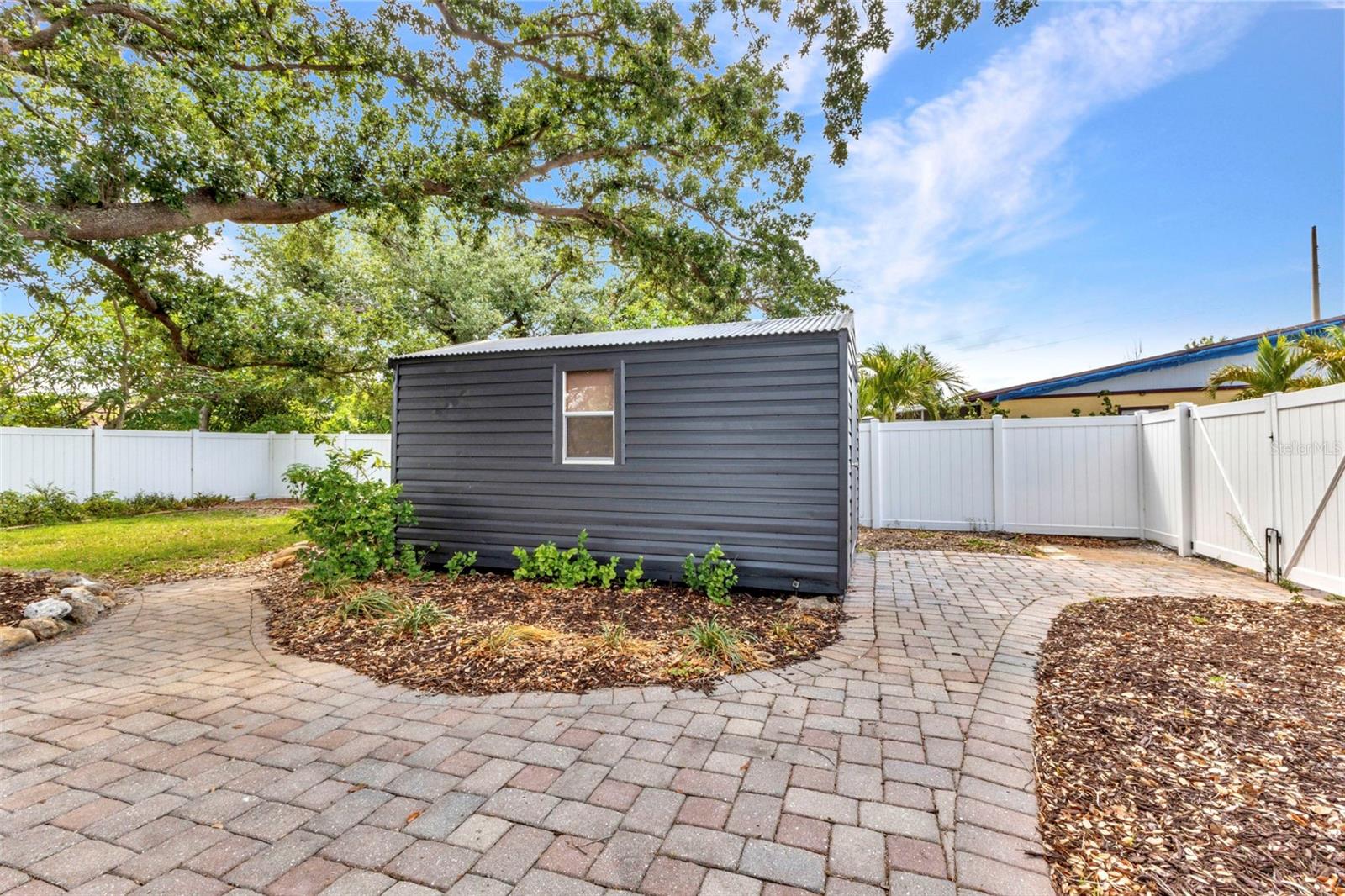 Image 27 of 51 For 6753 Thorman Road