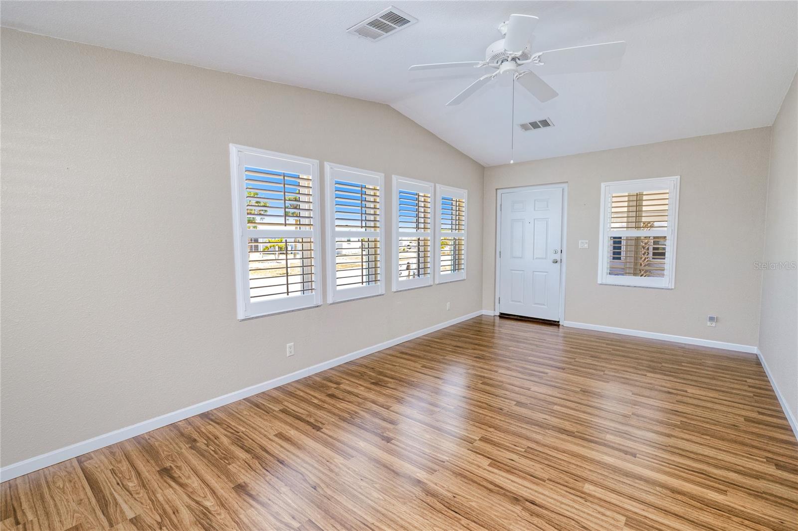 Image 15 of 61 For 7491 Danvers Circle