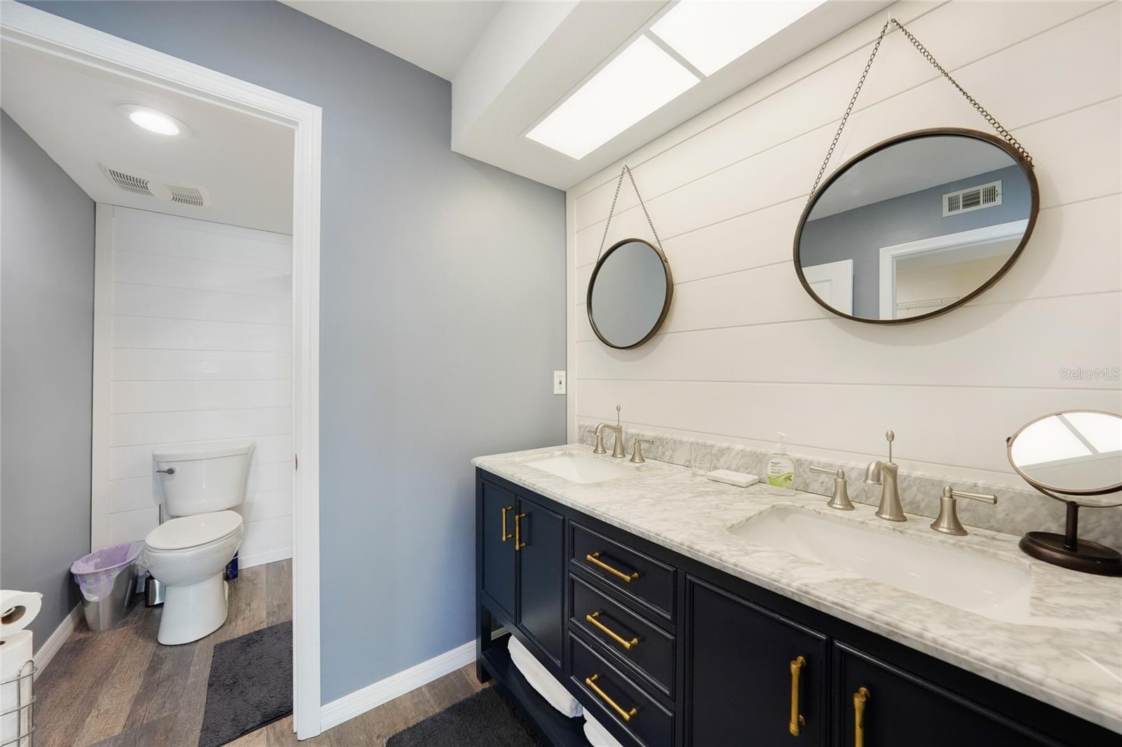 Image 16 of 43 For 4000 Bal Harbor Blvd. E. #211  211