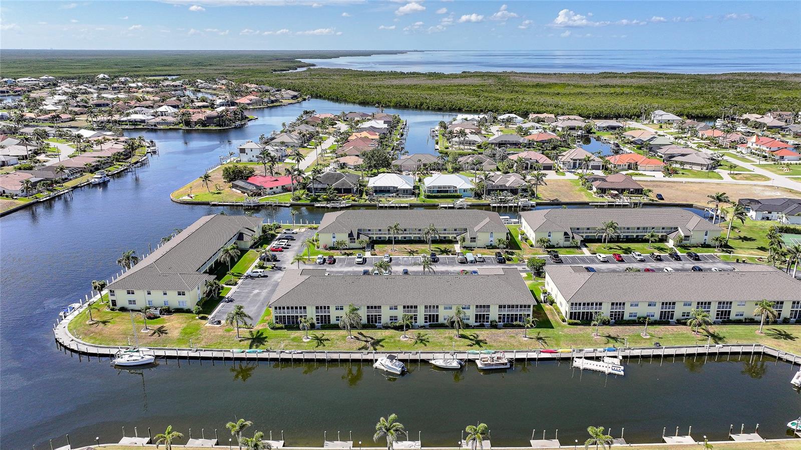 Image 33 of 43 For 4000 Bal Harbor Blvd. E. #211  211