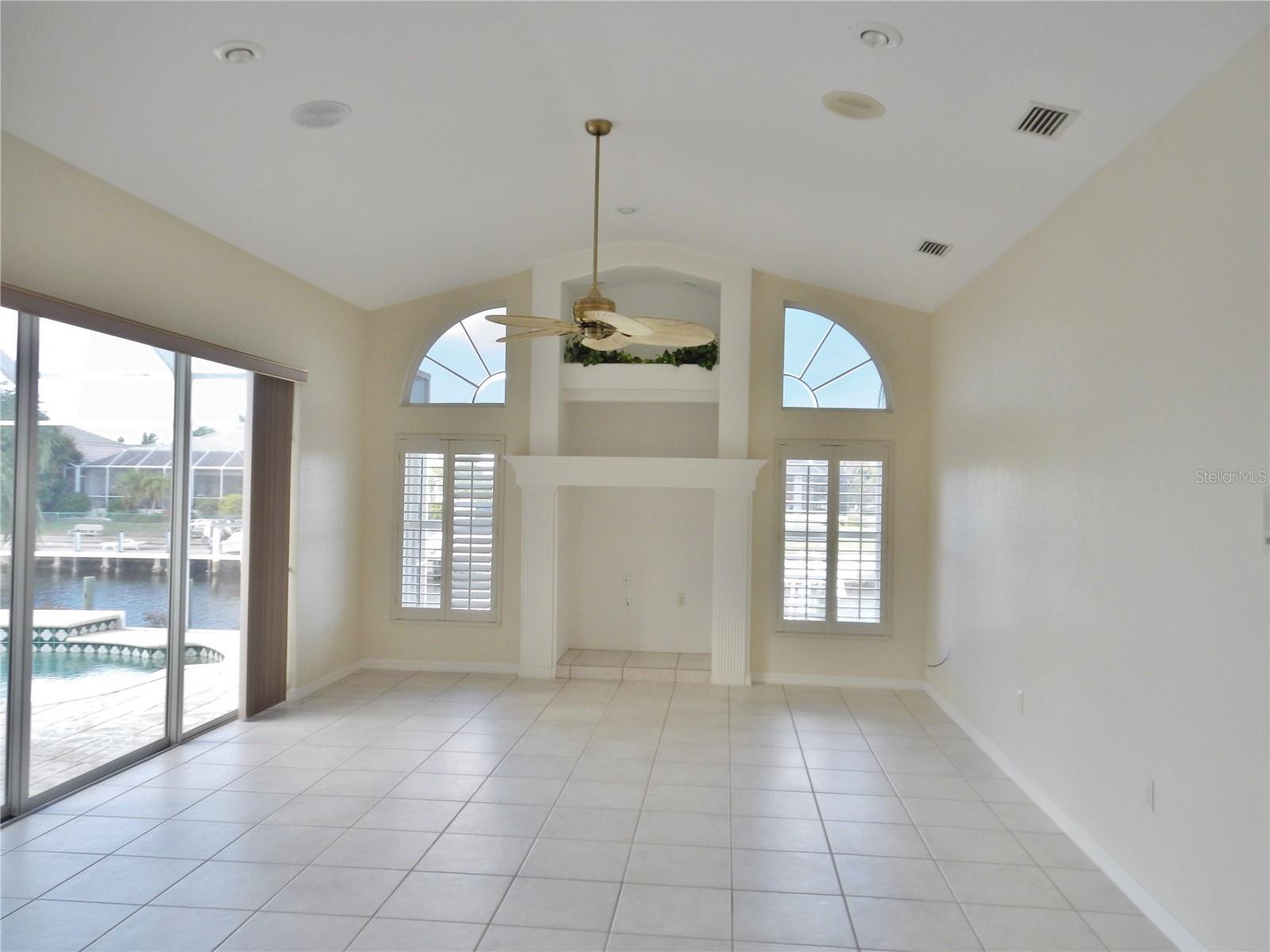 Image 10 of 25 For 315 Caicos Drive
