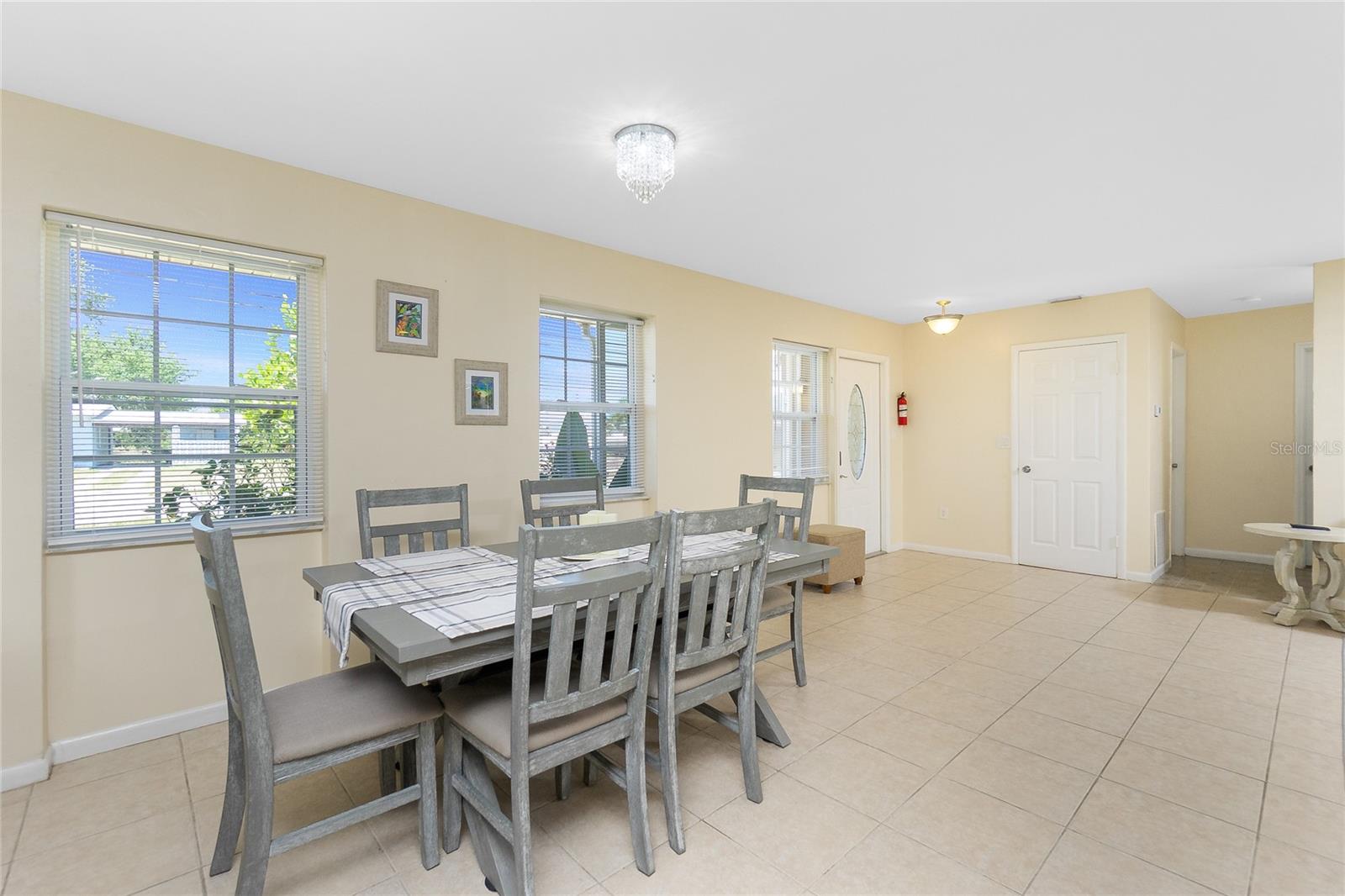 Image 17 of 61 For 159 Godfrey Avenue Ne