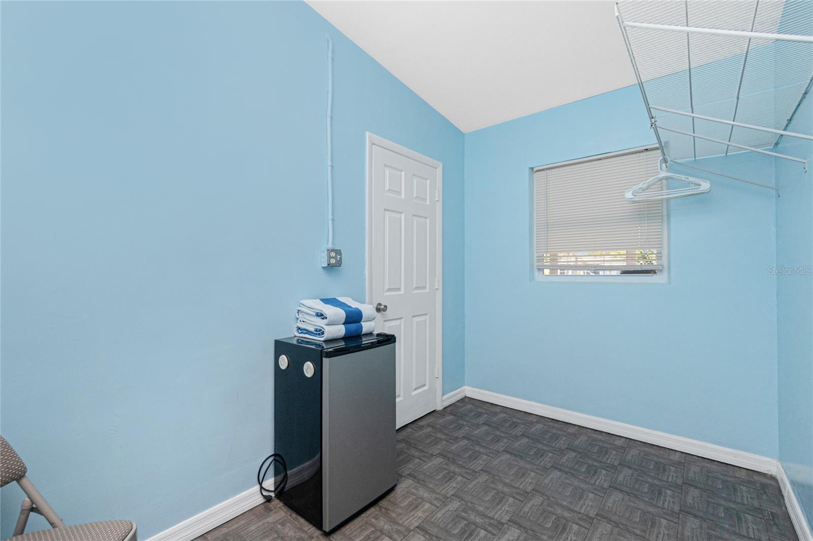 Image 24 of 61 For 159 Godfrey Avenue Ne