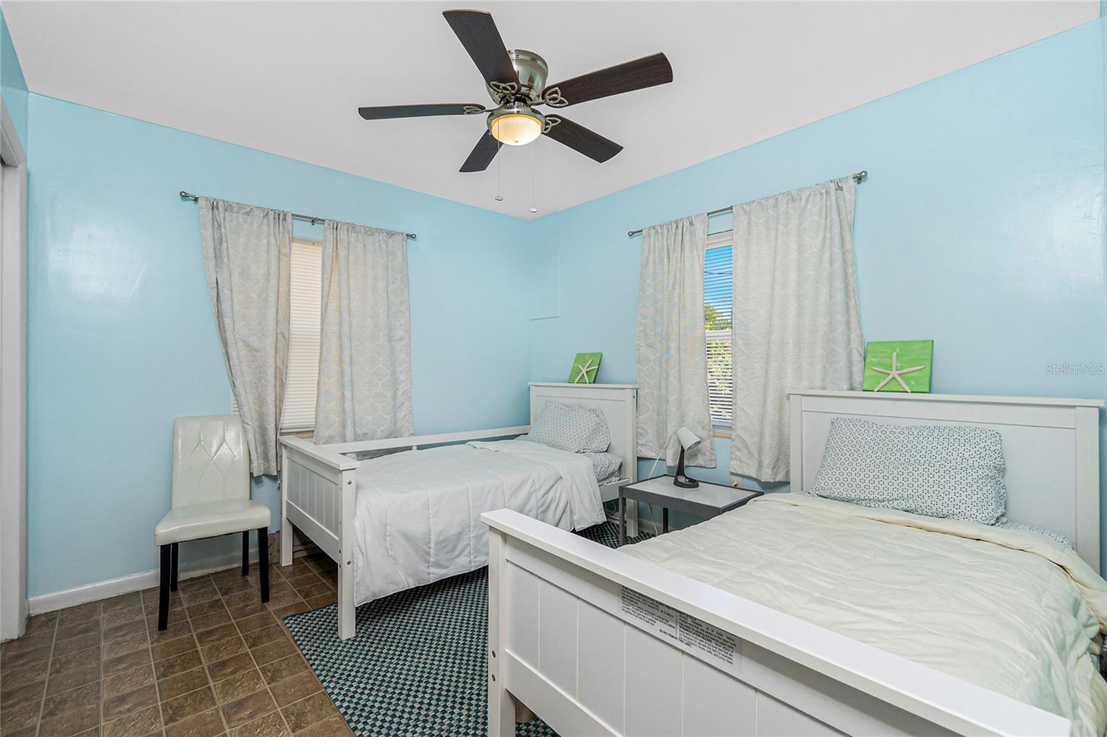 Image 31 of 61 For 159 Godfrey Avenue Ne