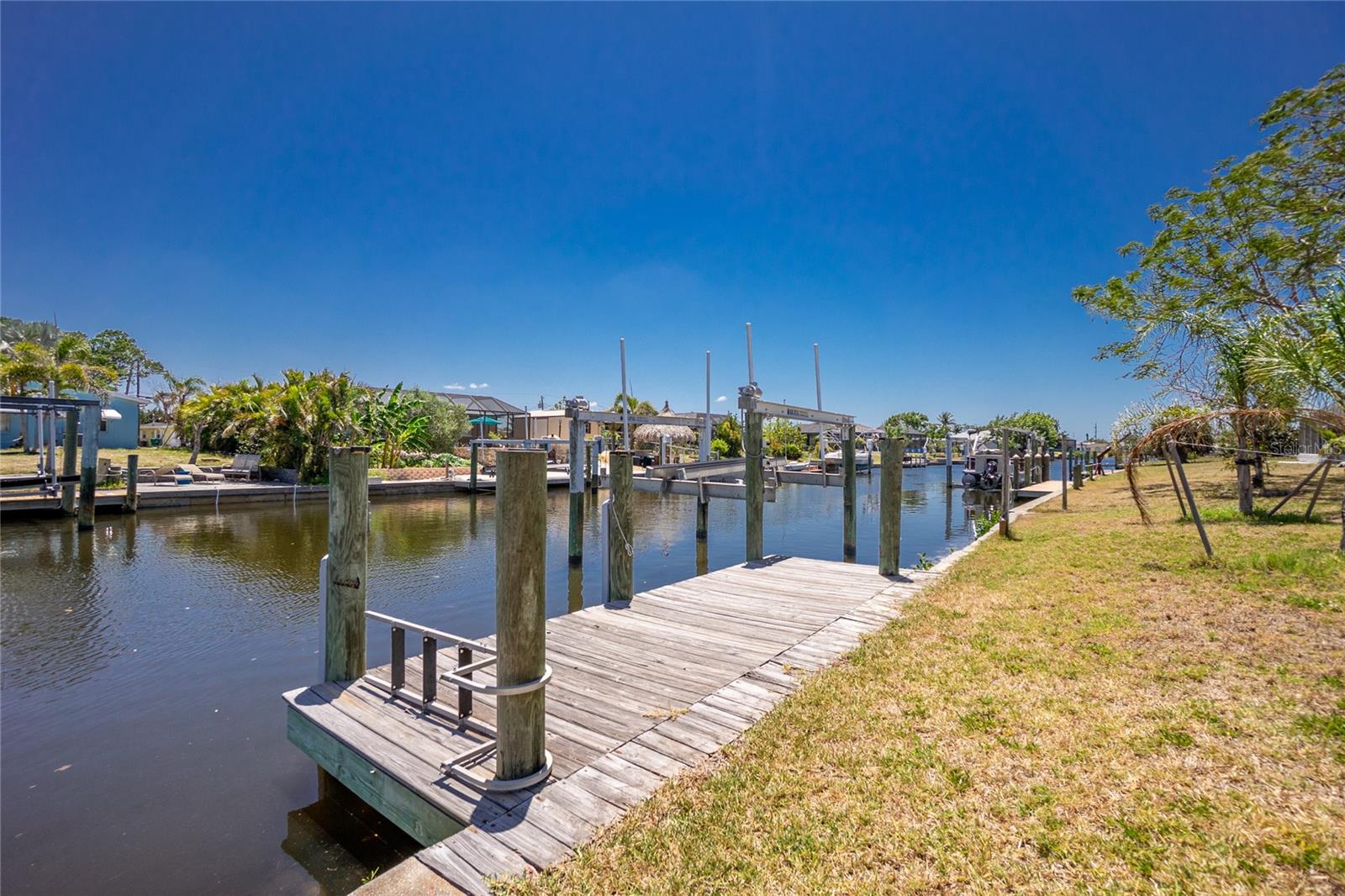 Image 41 of 61 For 159 Godfrey Avenue Ne