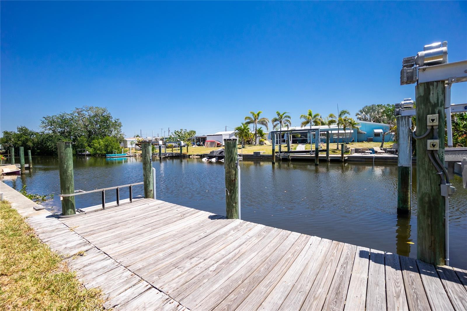 Image 43 of 61 For 159 Godfrey Avenue Ne