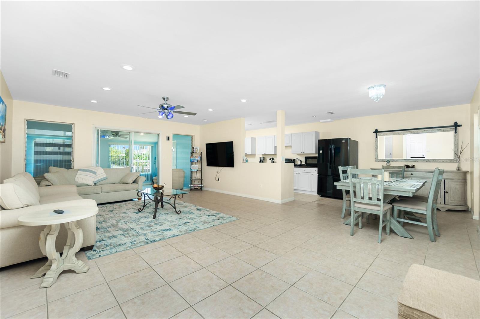 Image 5 of 61 For 159 Godfrey Avenue Ne