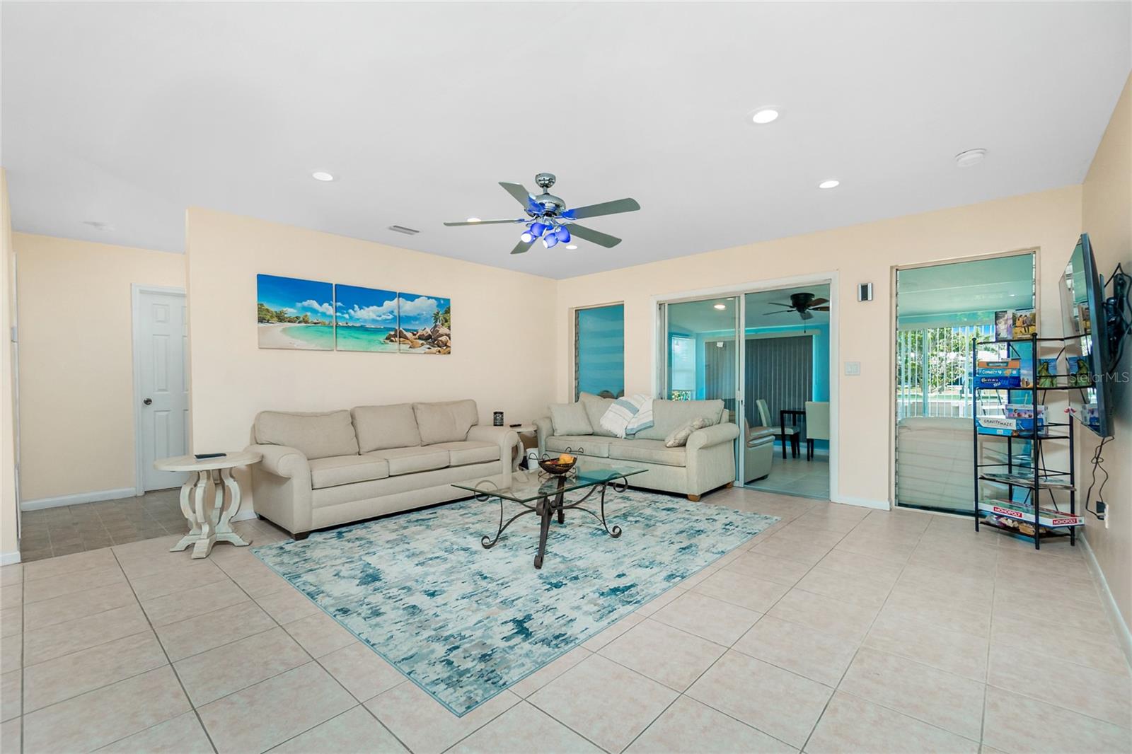 Image 7 of 61 For 159 Godfrey Avenue Ne