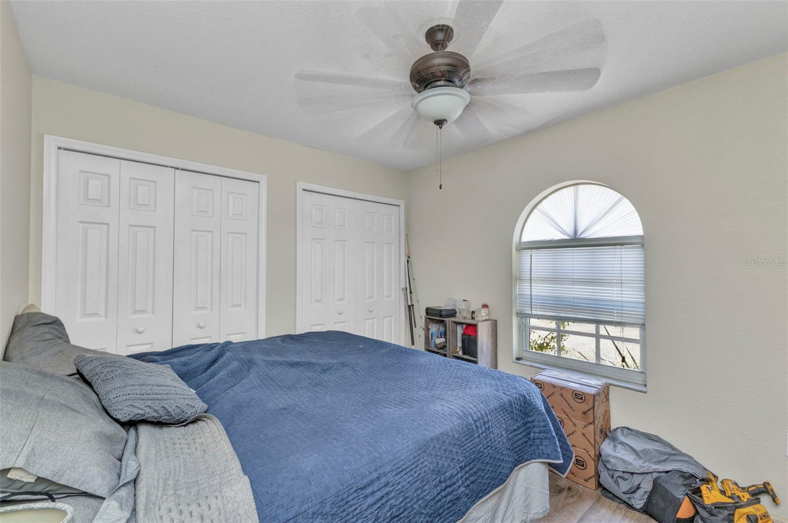 Image 6 of 25 For 1372 Annette Street